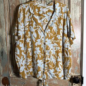 Ava&Viv Womens Yellow T-Shirt Floral Button Collared Short Sleeve Size 3X